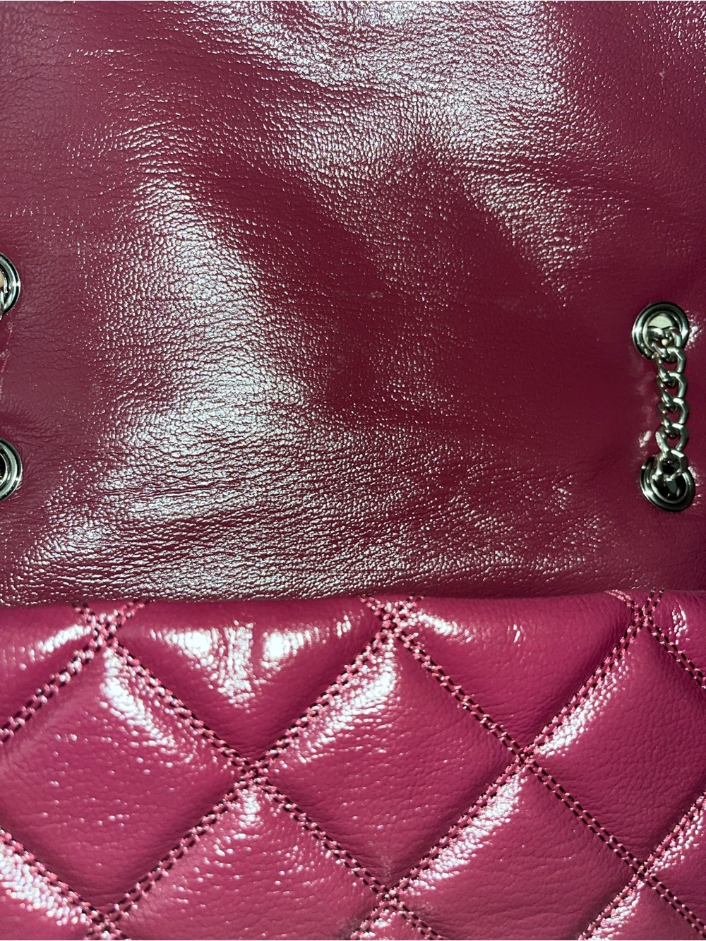 Marc Jacobs Quilted Leather Shoulder Bag in Deep Berry - Picture 4 of 5